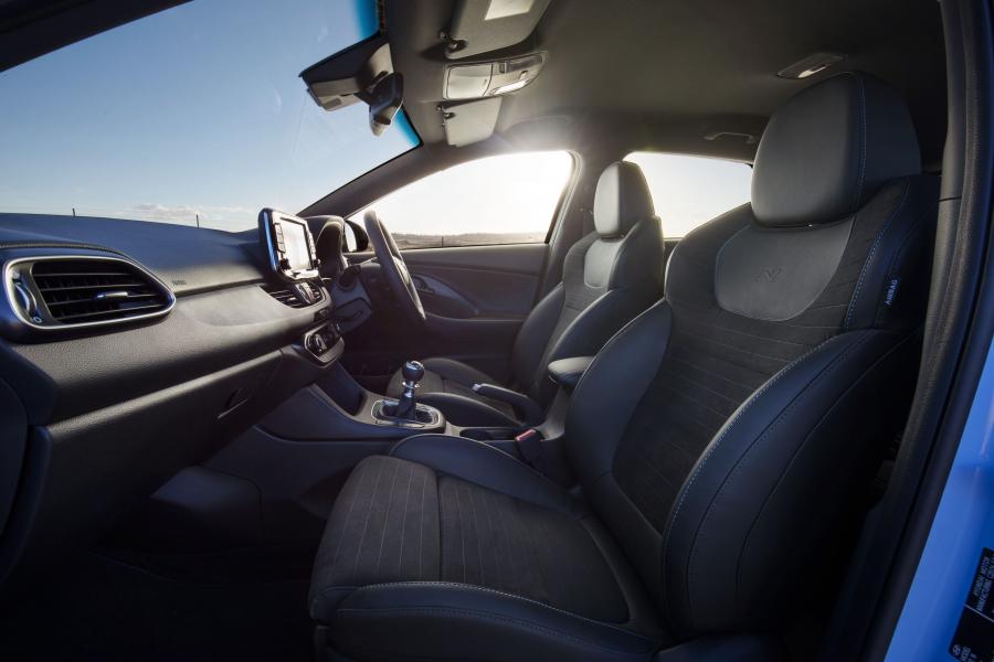 Интерьер Hyundai i30 N (PD) 2018 года  (AU) (фото 17 из 41)